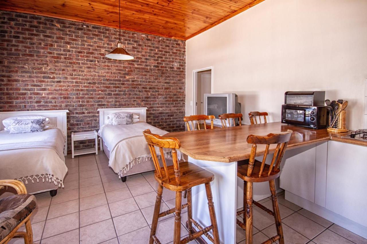 Ohannas Bnb & Self Catering Плеттенберг-Бей Екстер'єр фото